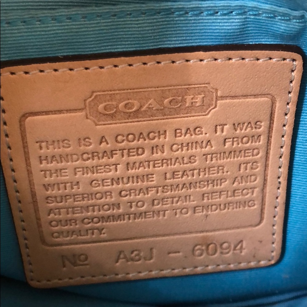 Coach purse - Picture 3 of 4